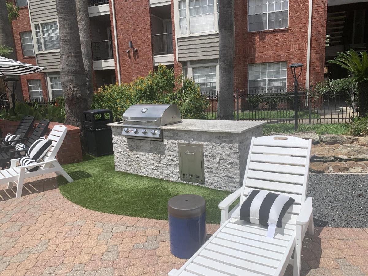 Spacious 2Br&2Ba Med Center Apt, Free Parking&Shuttle Houston Bagian luar foto