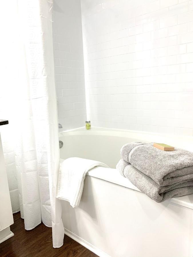 Spacious 2Br&2Ba Med Center Apt, Free Parking&Shuttle Houston Bagian luar foto
